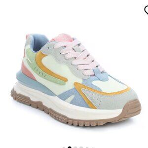 Blowfish Malibu Leo Women's Platform Fashion Sneaker Pastels Size 6.5 LIKE NEW
